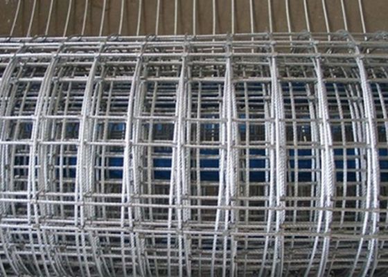 China Rot Proof Galvanized Wire Fence Panels Durable For Greenhouse Seedling Bed supplier