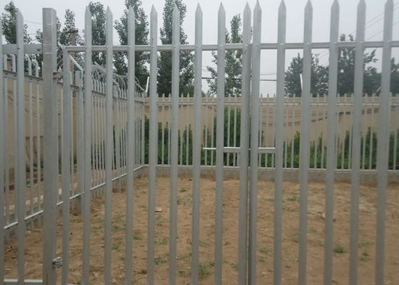 China Hot Dipped Galvanized Metal Palisade Fencing For Garden Decoration , 2.75m Height supplier