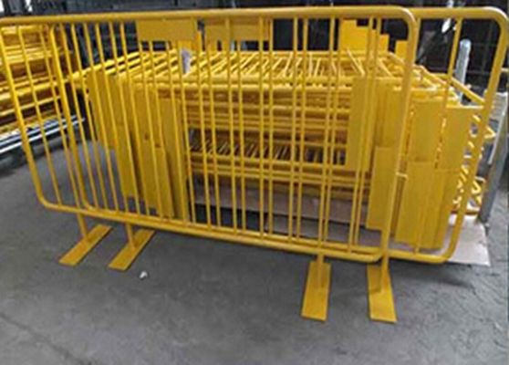 China Safety Barrier Temporary Backyard Fence , Temporary Security Fence Panels For Crowd Control supplier