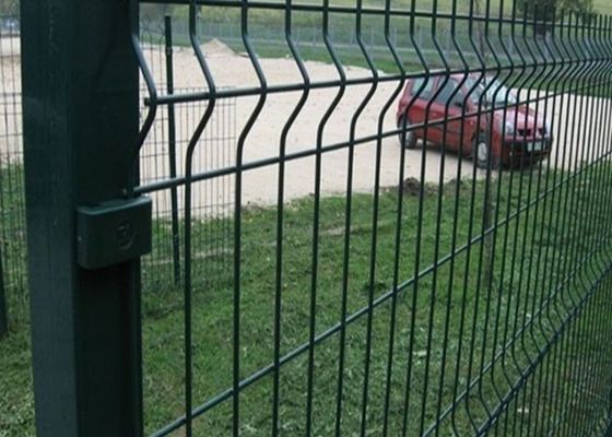 China Curved Metal Garden Mesh Fencing Powder Sprayed Bending Dark Green Wire Fence supplier