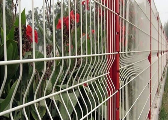 China 3 D Welded Folding Wire Mesh Fence / Bending Garden Security Fencing supplier