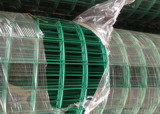 China Holland Farm Mesh Fencing Plain Weave For Feeding Animal , Professional Customized supplier