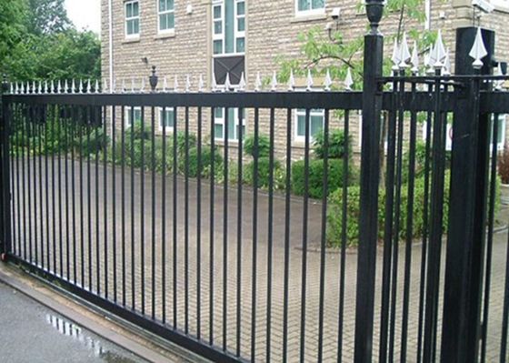 China Industry Zone Spear Top Electric Sliding Gates For Driveways , High Levels Security supplier