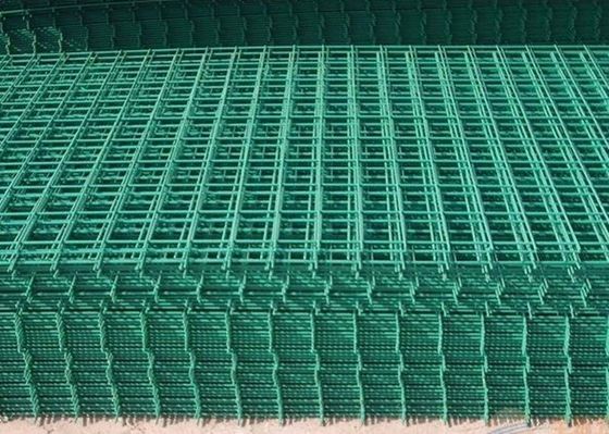 China PVC Coated Wire Mesh Fence Panels For Highway / Construction Green Color supplier