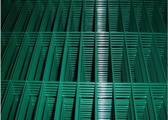 China High Strength Green Metal Welded Wire Mesh Durable With 2.0mm-5.5mm Dia supplier