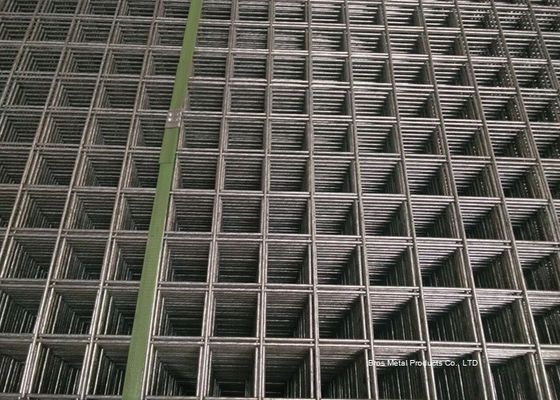 China 2x2 Welded Wire Mesh Panels Sheet For Construction , Low Carbon Steel Materials supplier