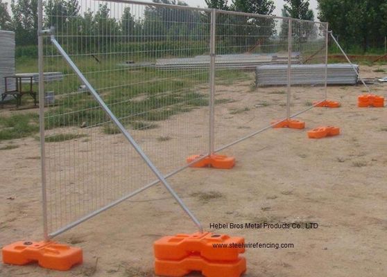 China Hot Dipped Galvanized Steel Fence Panels , Metal Movable Fence Temporary Fence supplier